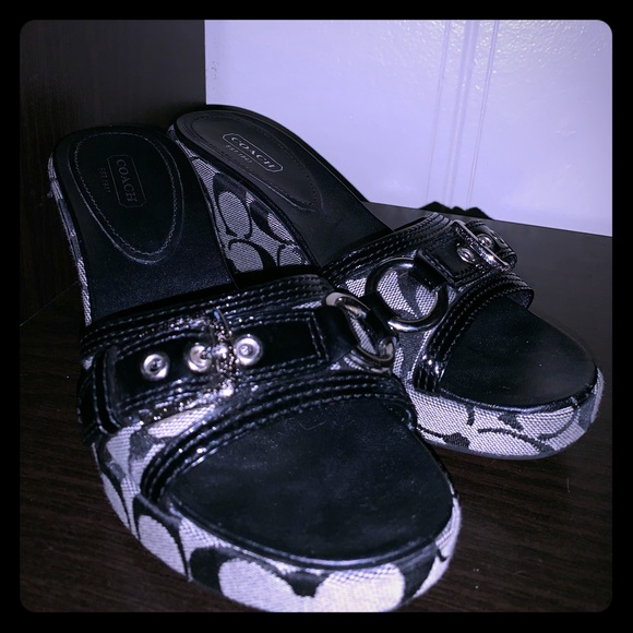 Coach heel wedge never worn - Picture 1 of 3